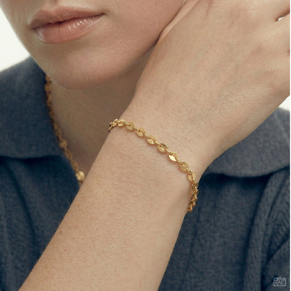 Lip Chain Schmuckset von Froyé als Set getragen