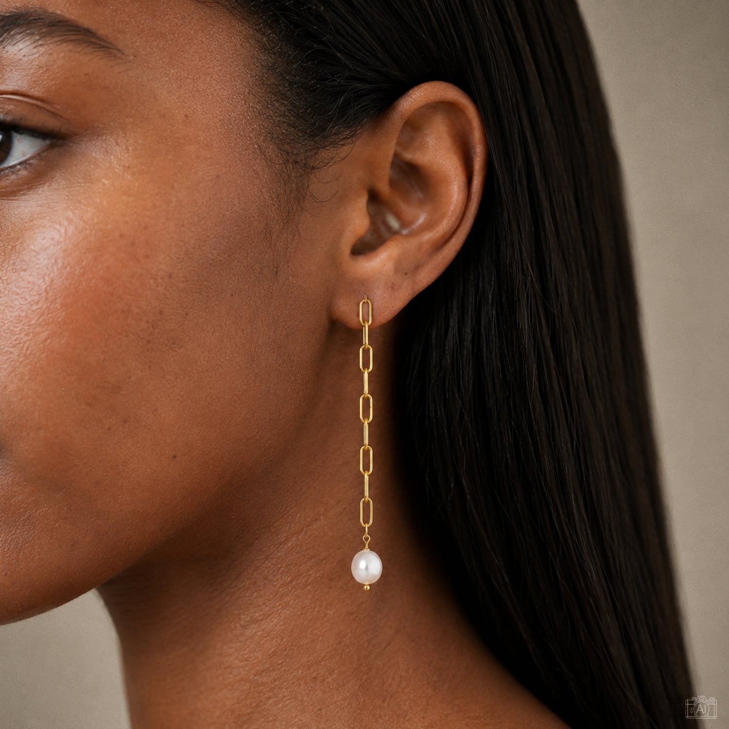 Leda Earrings